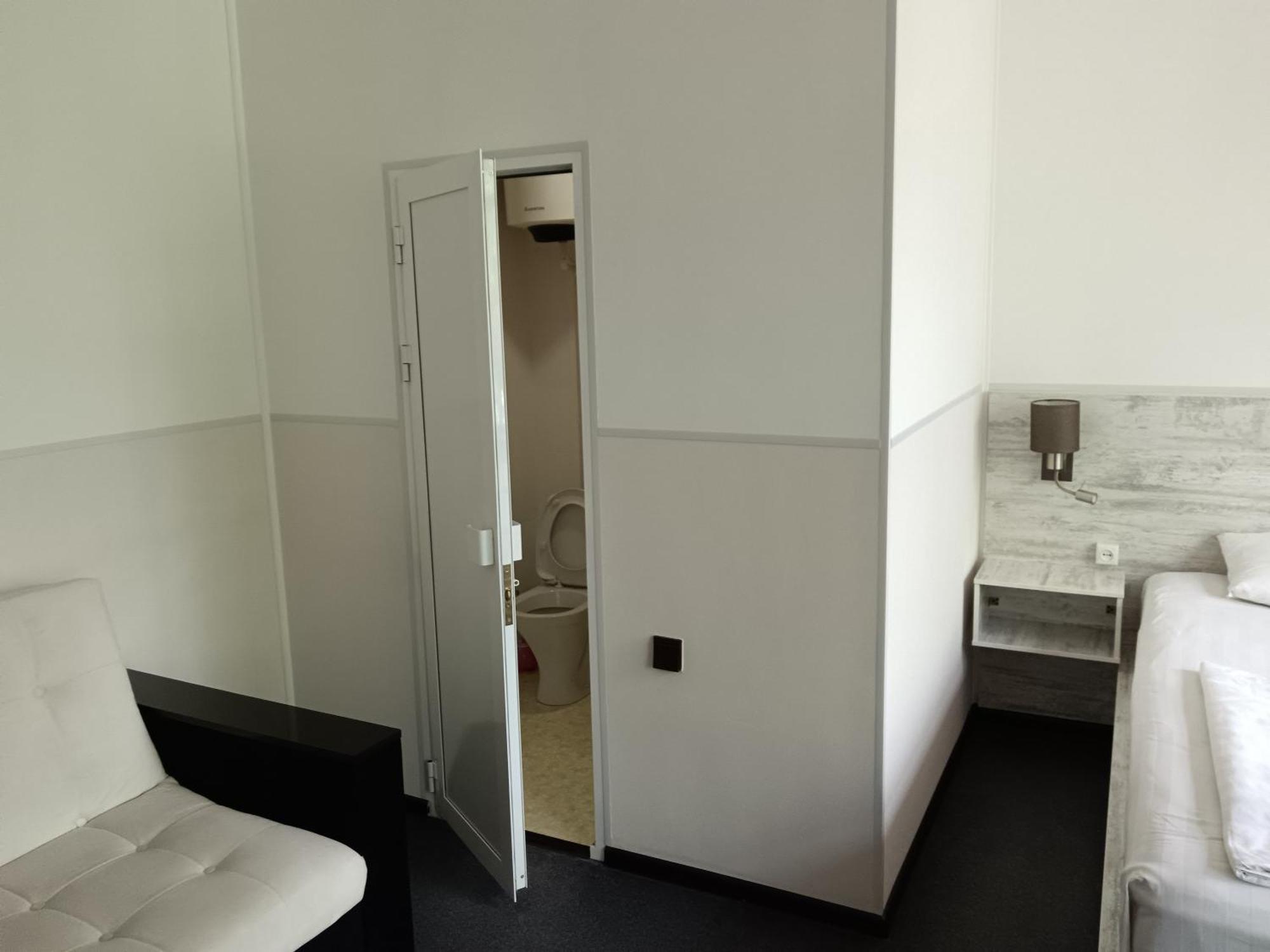 Sakura Inn Фергана Екстер'єр фото